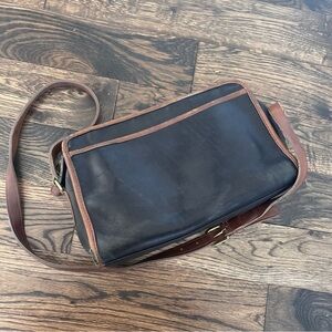 Vintage Coach Swagger Crossbody Bag